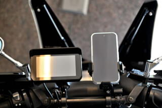 バイクのスマホホルダーはこれでいい