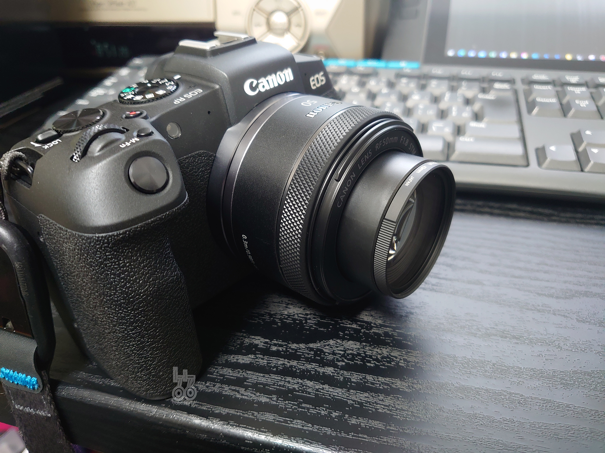 エクルベージュ Canon EOS RP ボディ RF50mm F1.8 STMレンズ | www